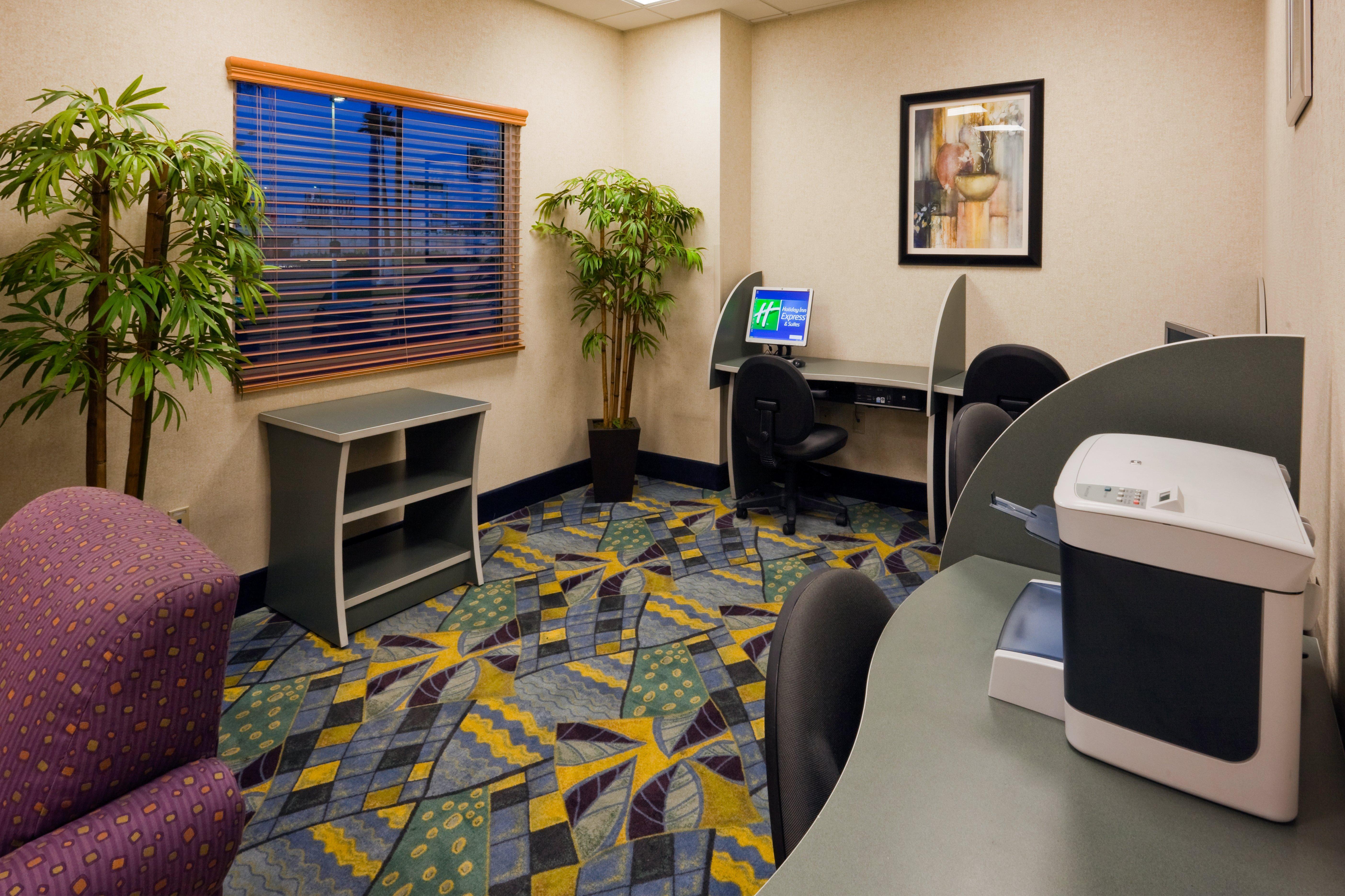 Holiday Inn Express & Suites Toluca Zona Aeropuerto By Ihg Eksteriør bilde