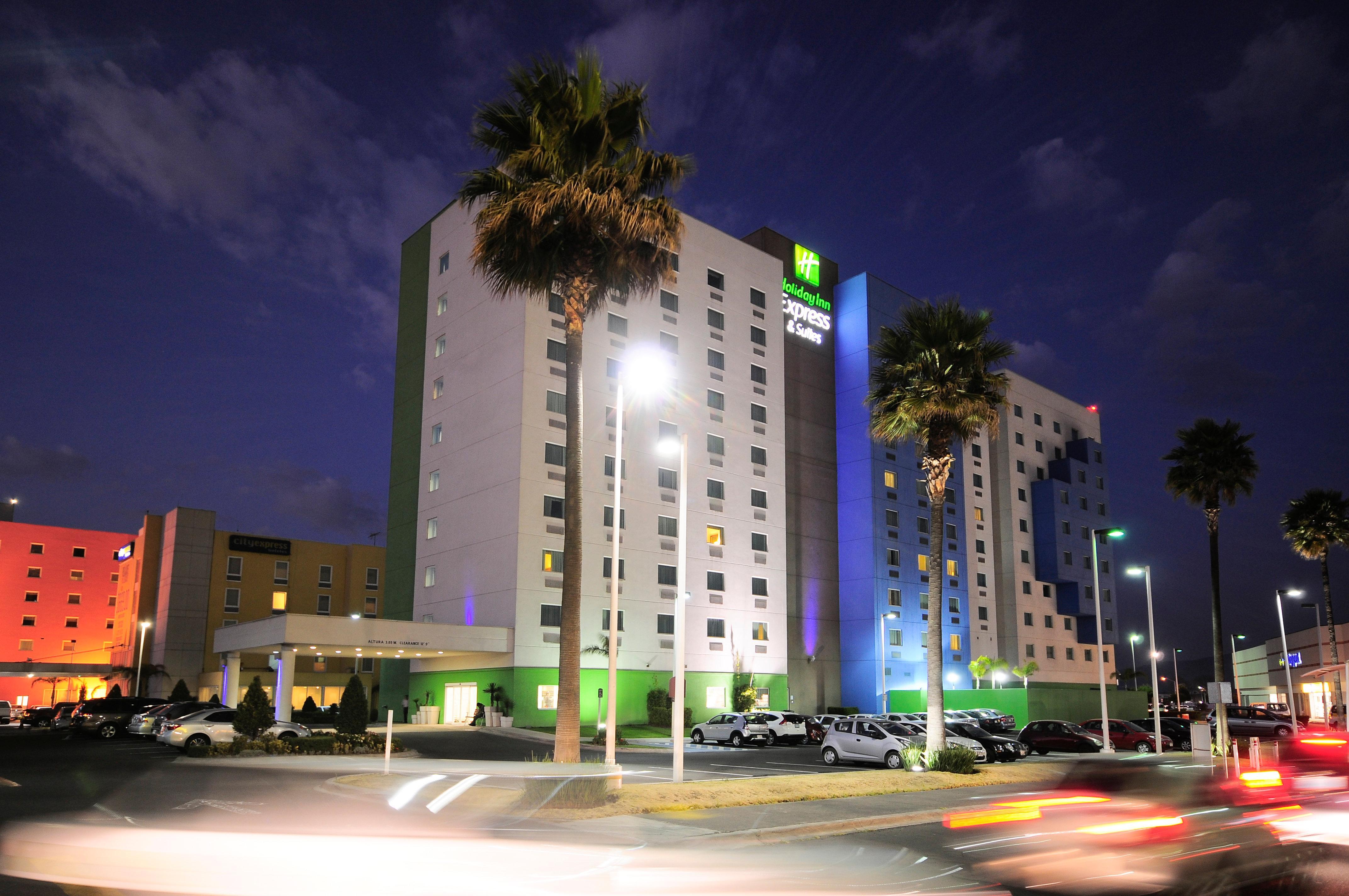 Holiday Inn Express & Suites Toluca Zona Aeropuerto, An Ihg Hotel Eksteriør bilde