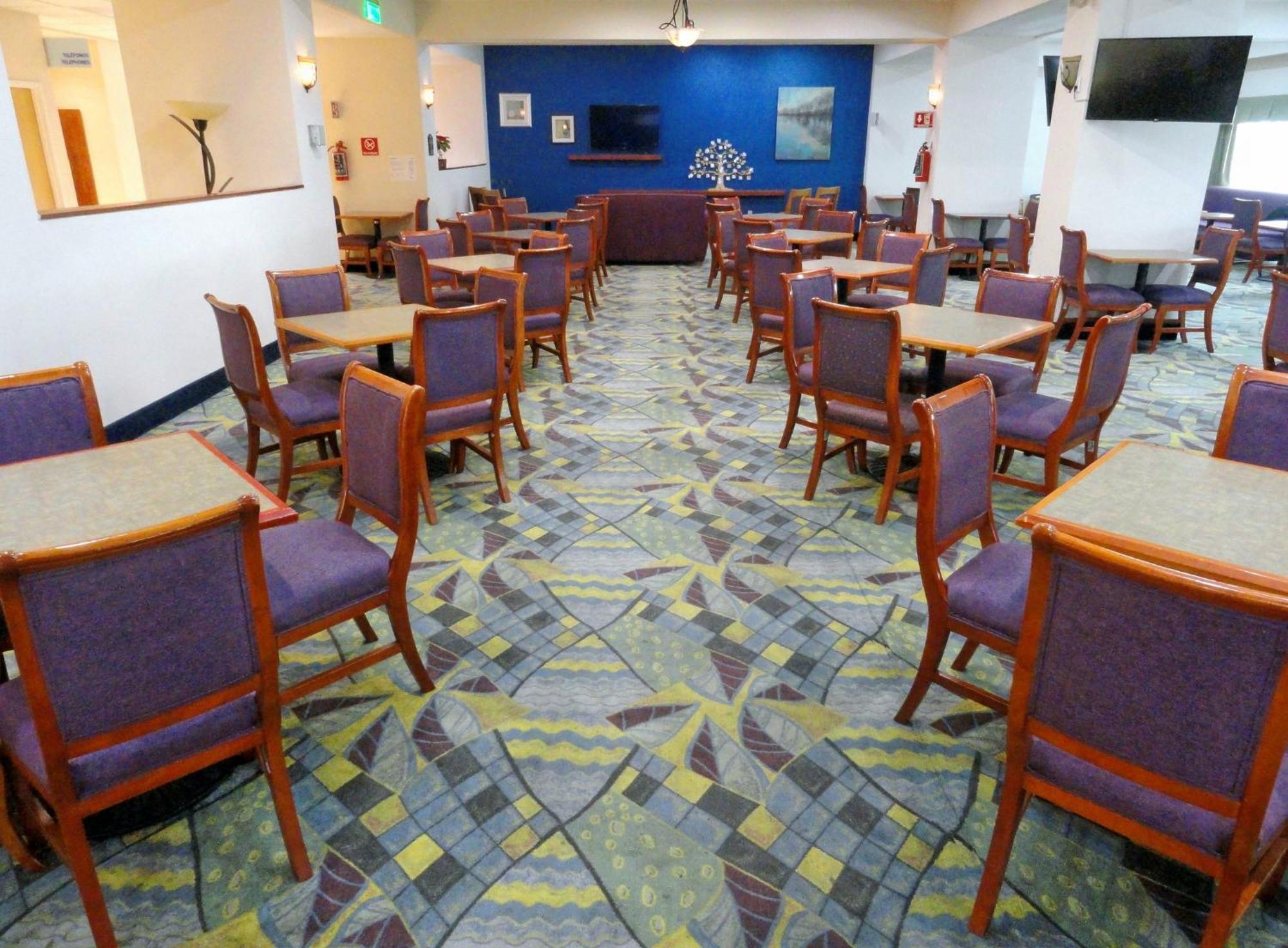 Holiday Inn Express & Suites Toluca Zona Aeropuerto By Ihg Eksteriør bilde
