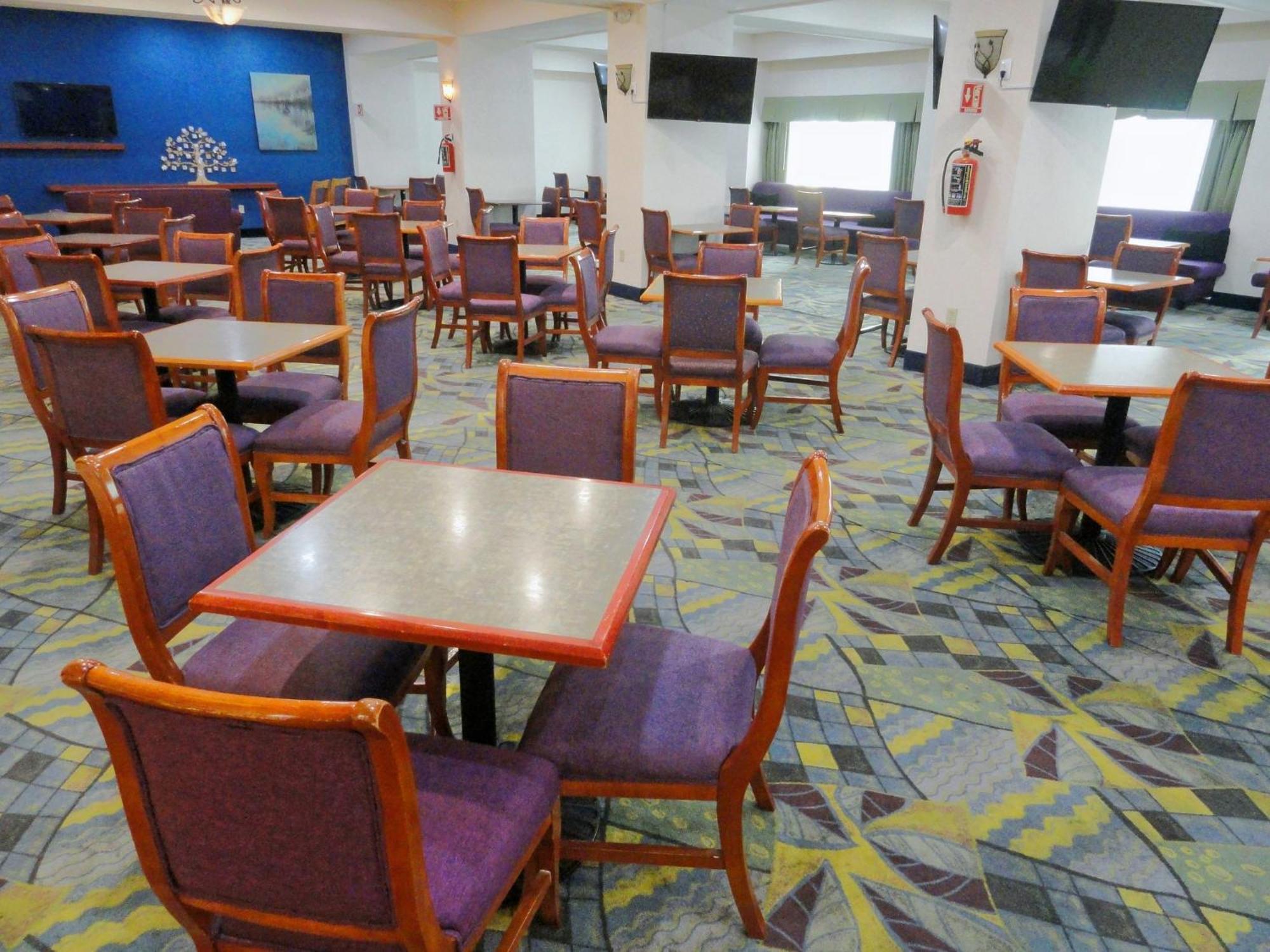 Holiday Inn Express & Suites Toluca Zona Aeropuerto By Ihg Eksteriør bilde